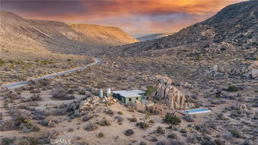 53577 Pipes Canyon Road, Pioneertown, California 92268