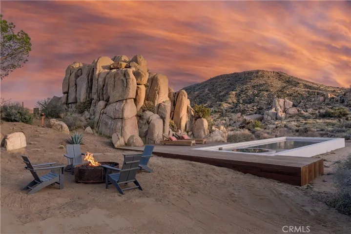 53577 Pipes Canyon Road, Pioneertown, California 92268