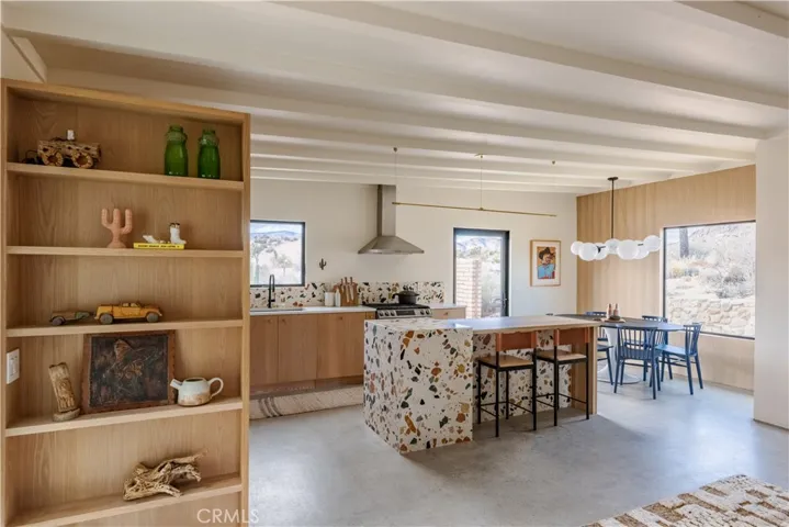53577 Pipes Canyon Road, Pioneertown, California 92268