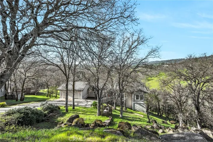 17039 Knollview Drive, Hidden Valley Lake, California 95467