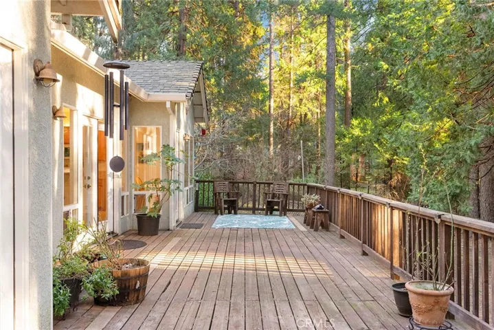 6356 Hidden Lake Lane, Magalia, California 95954