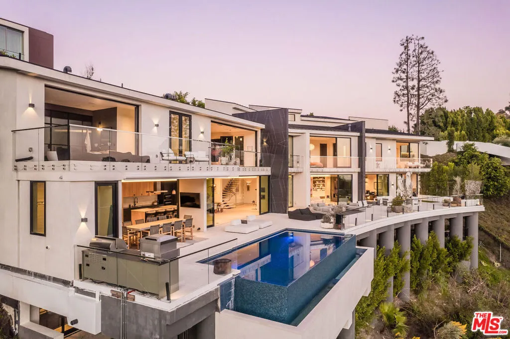 1037 Stradella Road, Los Angeles, California 90077 home-pic-37