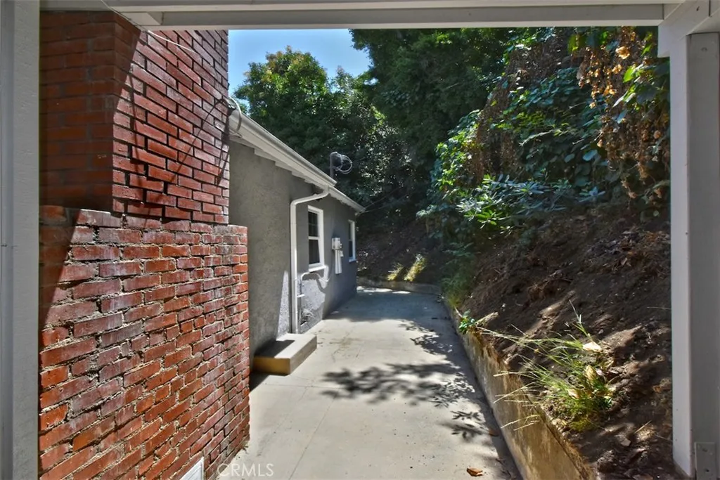 3753 Berry Drive, Studio City, California 91604 home-pic-42