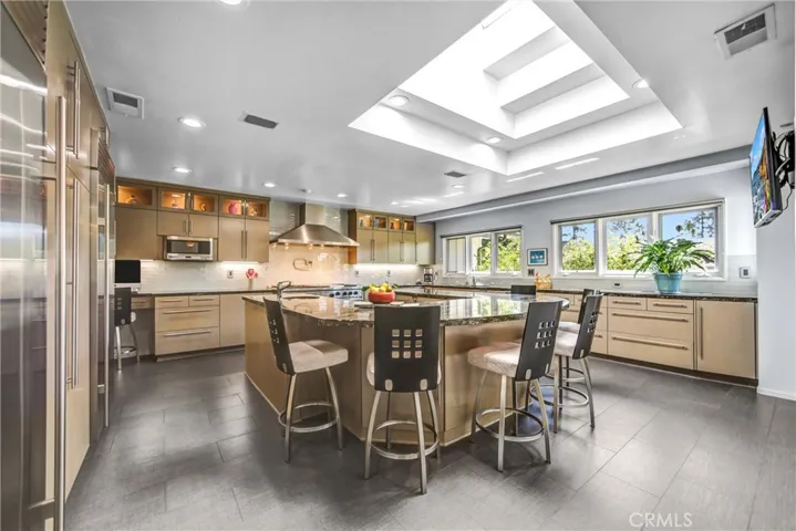 19641 Bermuda Street, Chatsworth, California 91311