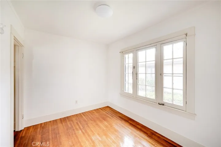 415 Riverdale Drive, Glendale, California 91204