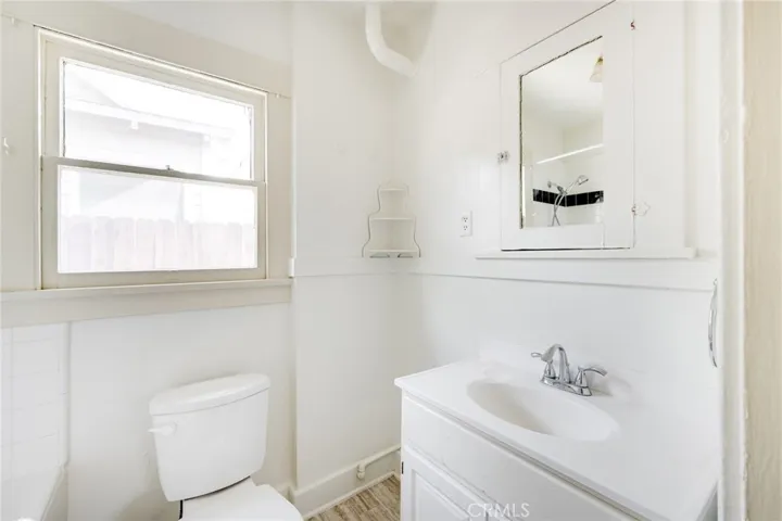 415 Riverdale Drive, Glendale, California 91204