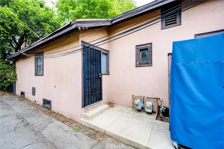 415 Riverdale Drive, Glendale, California 91204
