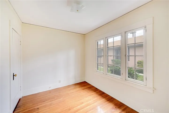 415 Riverdale Drive, Glendale, California 91204