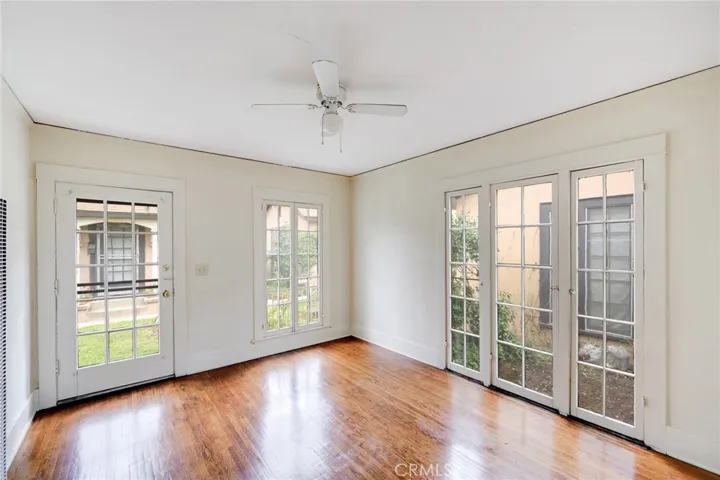 415 Riverdale Drive, Glendale, California 91204