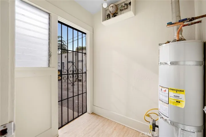 415 Riverdale Drive, Glendale, California 91204