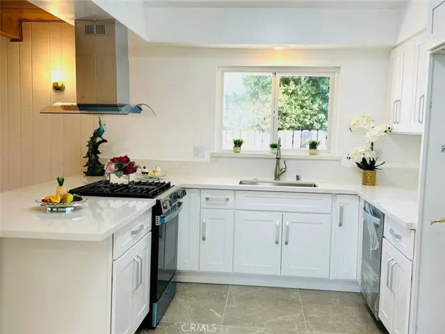 1900 Angelcrest Drive, Hacienda Heights, California 91745