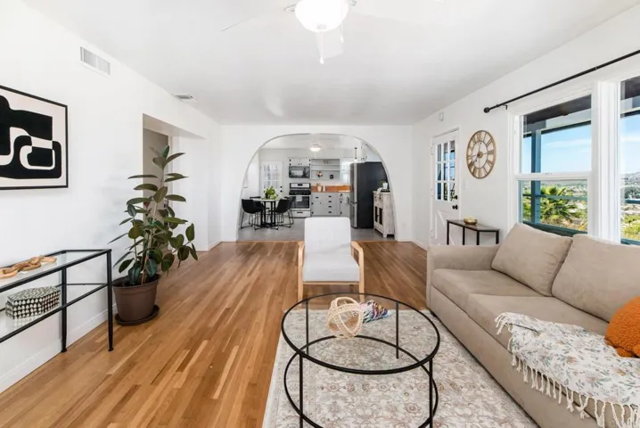 8516 Ellsworth Lane, Santee, California 92071