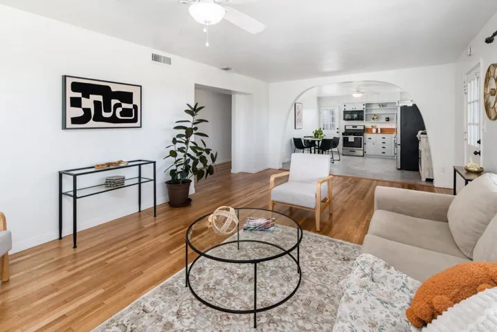 8516 Ellsworth Lane, Santee, California 92071