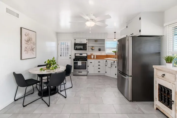 8516 Ellsworth Lane, Santee, California 92071