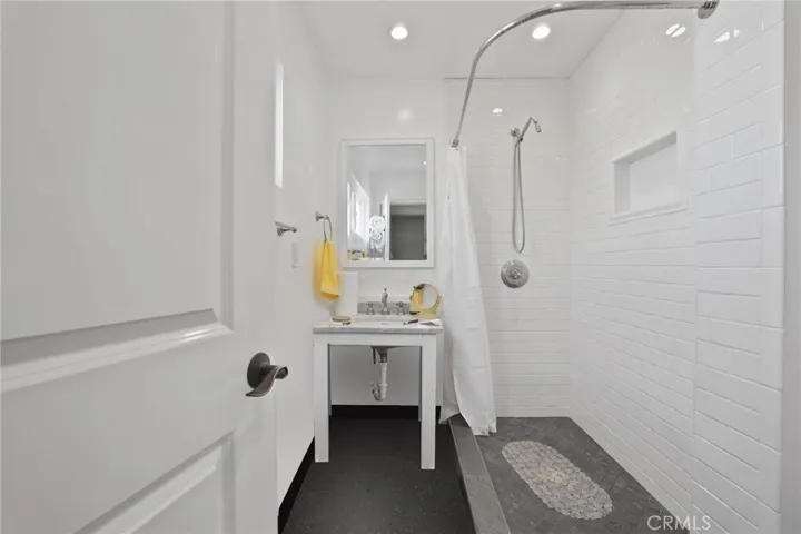 Main House Upstairs Bath 1