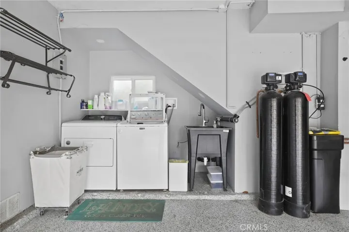 Garage Laundry