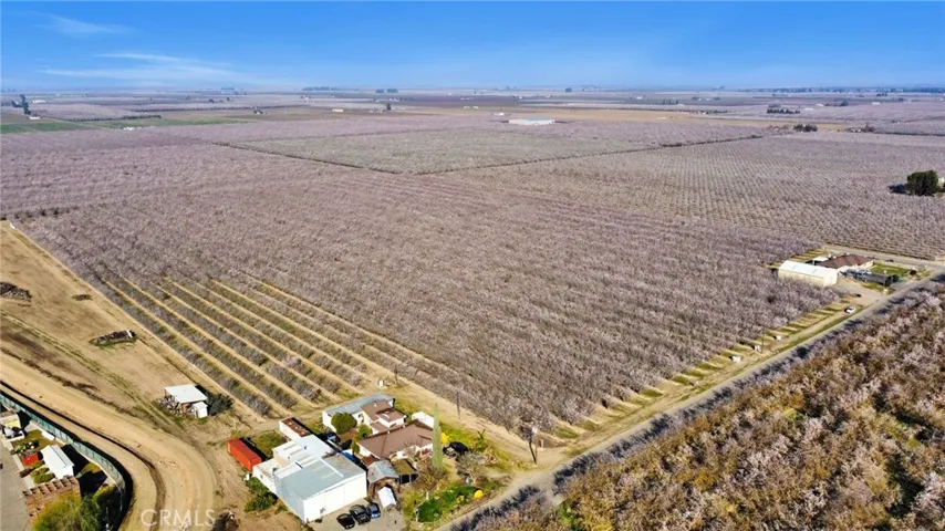 2465 N Lassen Avenue, Kerman, California 93630