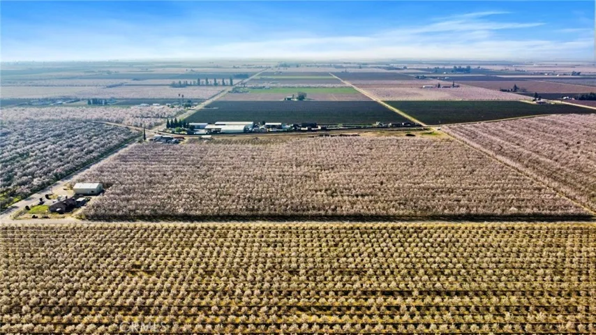 2465 N Lassen Avenue, Kerman, California 93630