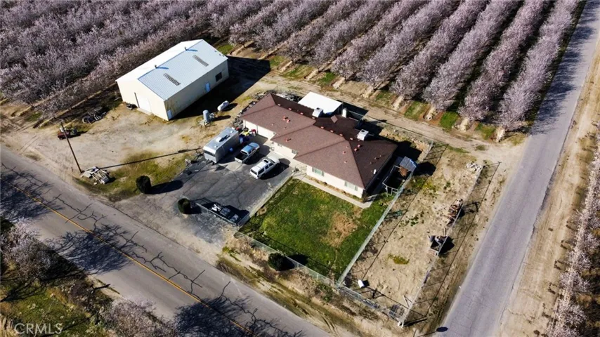 2465 N Lassen Avenue, Kerman, California 93630