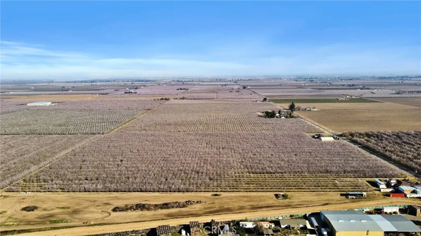 2465 N Lassen Avenue, Kerman, California 93630