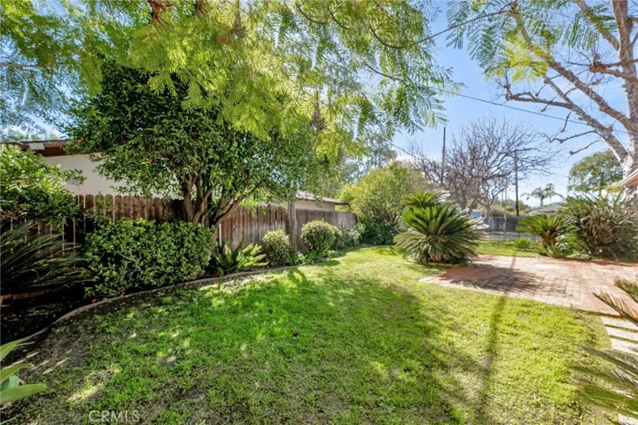 22216 Kittridge Street, Woodland Hills, California 91303