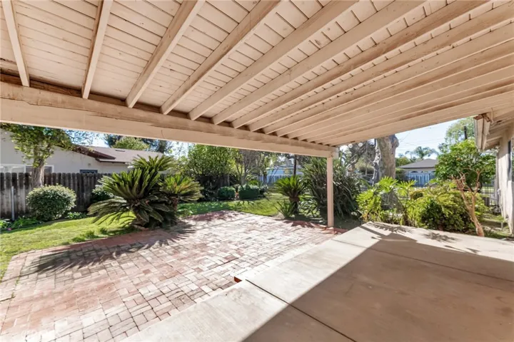 22216 Kittridge Street, Woodland Hills, California 91303