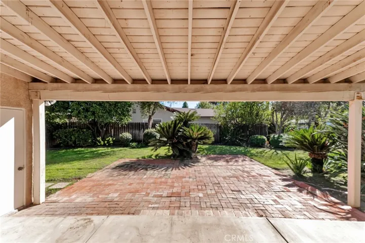 22216 Kittridge Street, Woodland Hills, California 91303