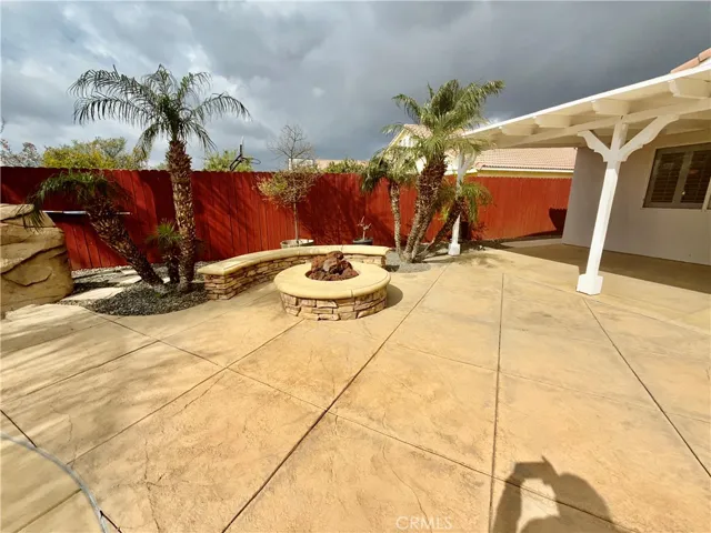 FIRE PIT