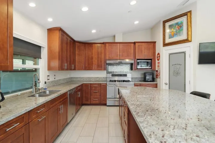 39255 De Luz Rd, Fallbrook, California 92028