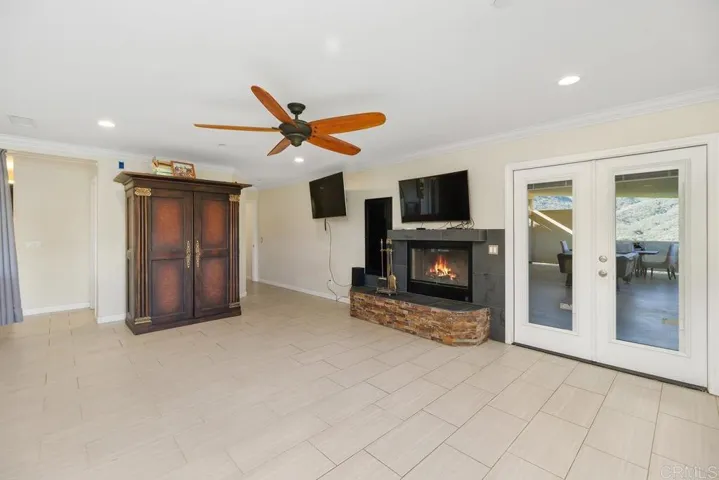 39255 De Luz Rd, Fallbrook, California 92028