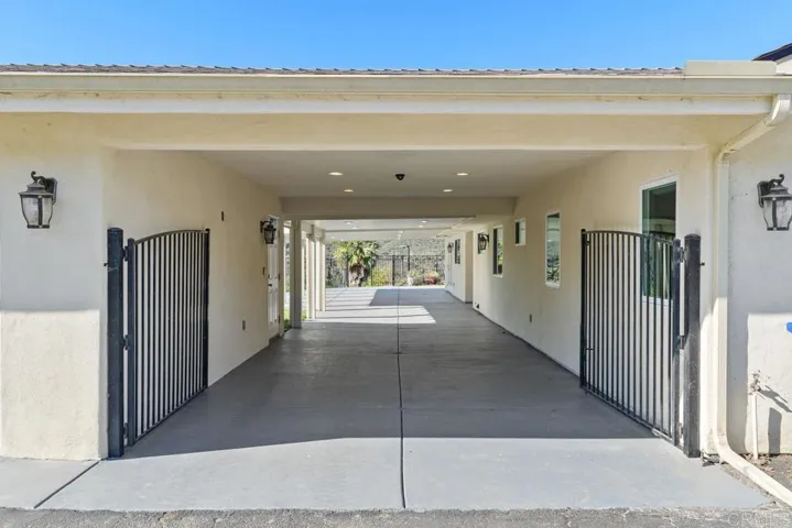39255 De Luz Rd, Fallbrook, California 92028