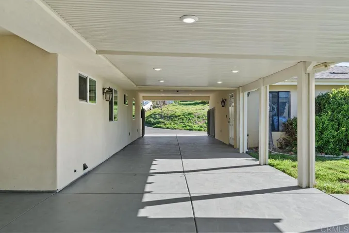 39255 De Luz Rd, Fallbrook, California 92028