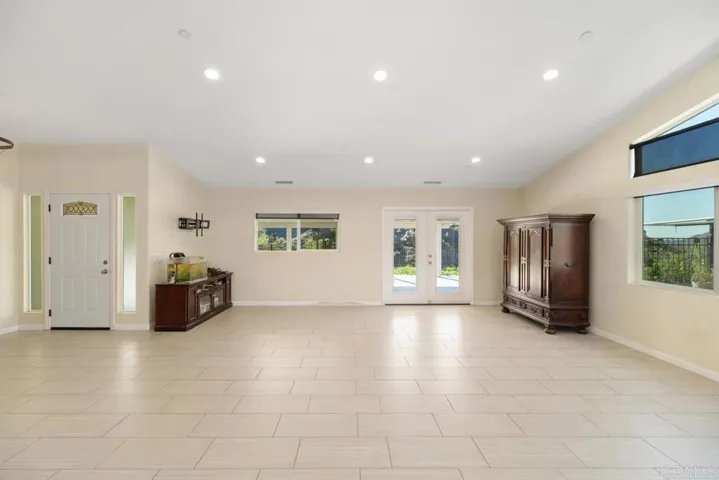 39255 De Luz Rd, Fallbrook, California 92028