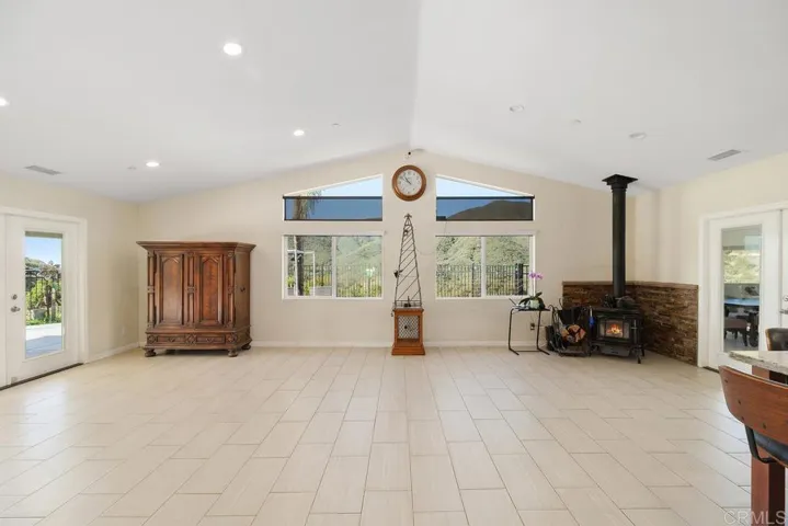 39255 De Luz Rd, Fallbrook, California 92028