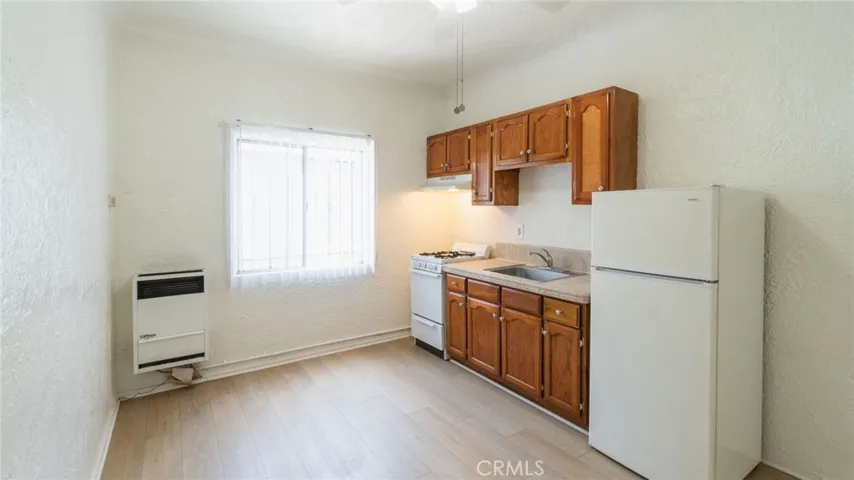 4567 Pickford Street, Los Angeles, California 90019