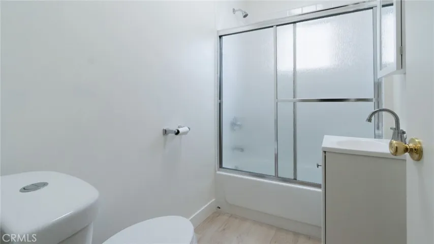 4567 Pickford Street, Los Angeles, California 90019
