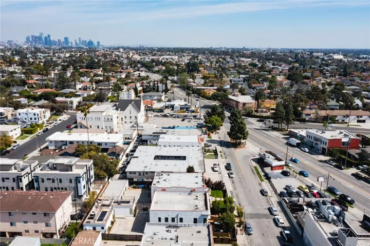 4567 Pickford Street, Los Angeles, California 90019