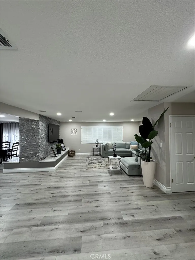 2400 Mabey Canyon Road, Corona, California 92882 home-pic-9