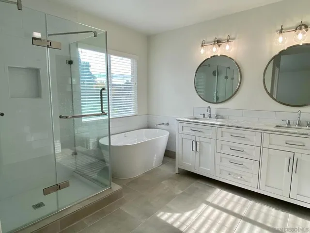 2923 Via Pepita, Carlsbad, California 92009
