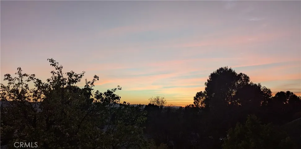 9584 Via Bernardo, Burbank, California 91504