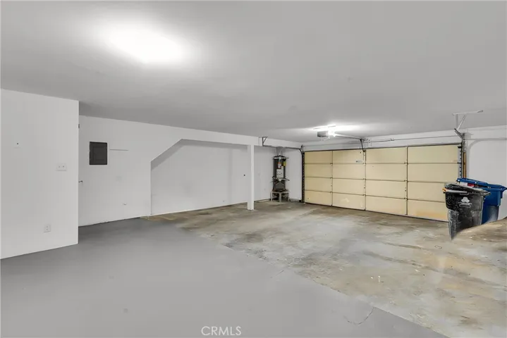 9584 Via Bernardo, Burbank, California 91504