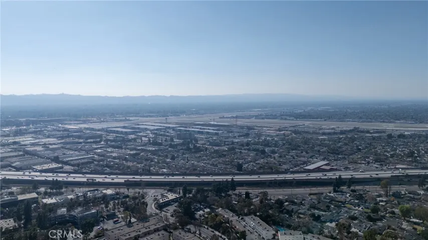 9584 Via Bernardo, Burbank, California 91504
