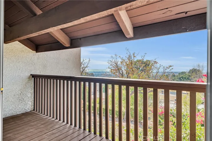 9584 Via Bernardo, Burbank, California 91504