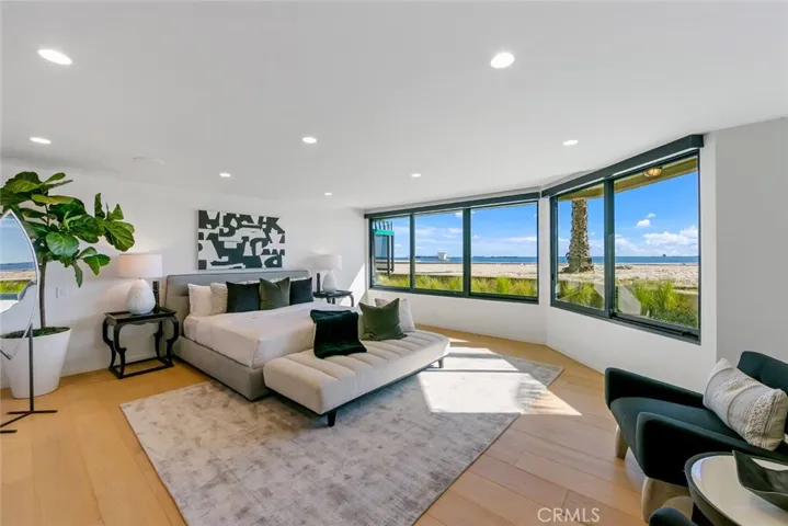 Hollywood Glamor revisited Beachfront!