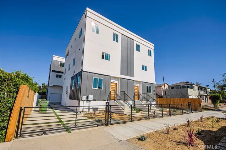 3442 Potomac Avenue, Los Angeles, California 90016