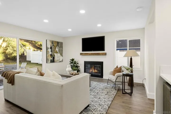 3556 Pontiac Dr, Carlsbad, California 92010