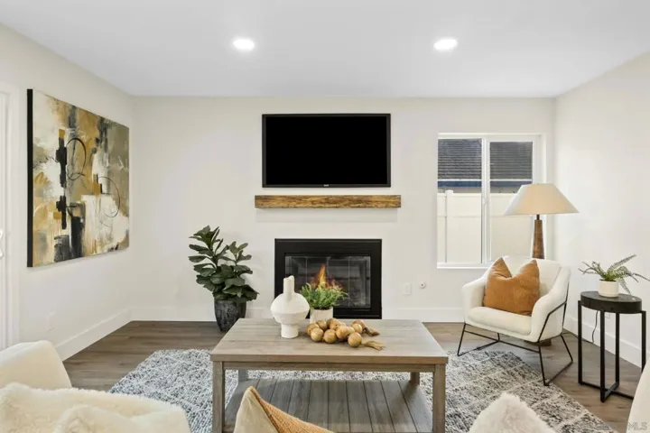 3556 Pontiac Dr, Carlsbad, California 92010