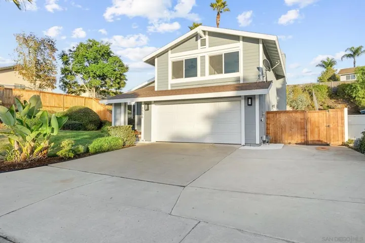 3556 Pontiac Dr, Carlsbad, California 92010
