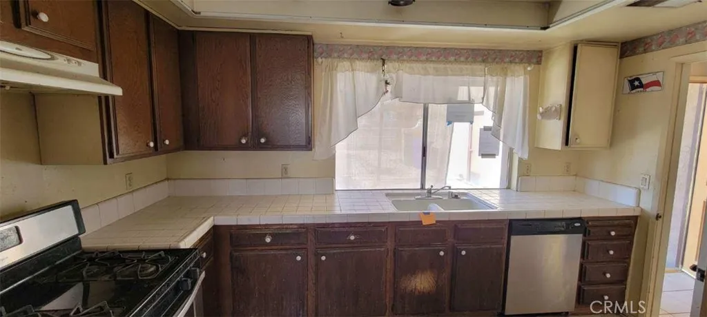 42255 Tennessee Avenue, Palm Desert, California 92211
