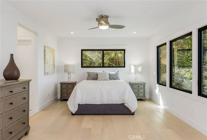 5353 Middlecrest Road, Rancho Palos Verdes, California 90275